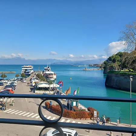 Apartament Relais Al Porto Ora Peschiera del Garda